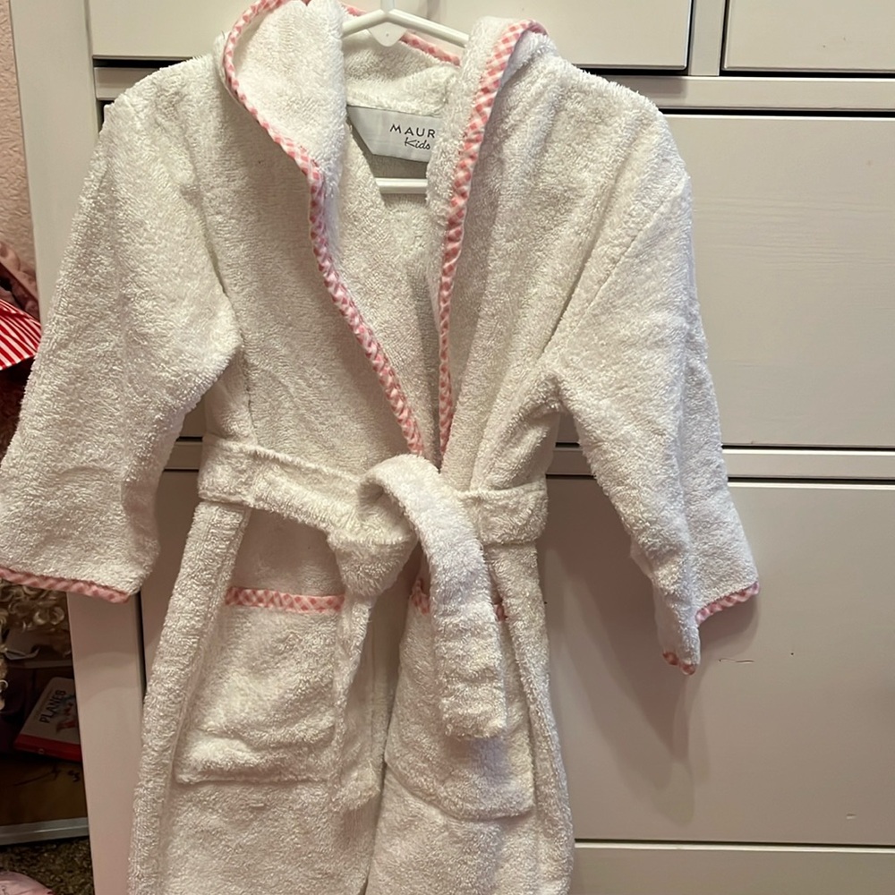 Girls robe with pink gingham 🎀